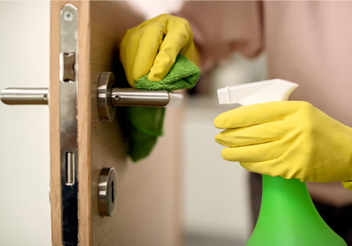 désinfection poignet de porte